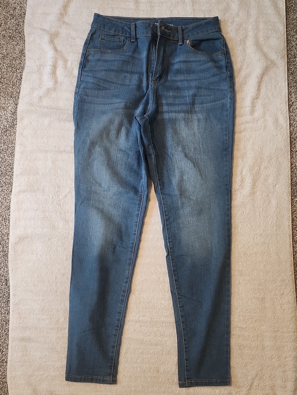 Women's Mid Blue Stretch Skinny Jeans